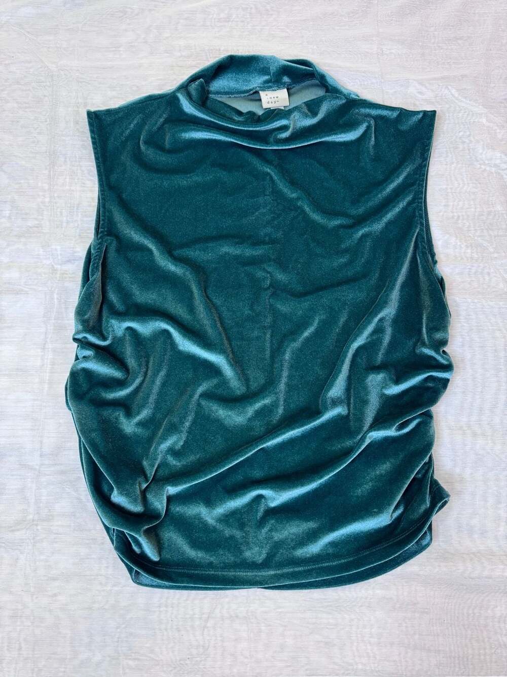A New Day Green Velvet Mock Neck Sleeveless Top XL